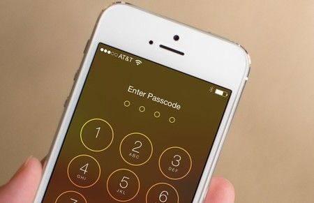 Siempre podés engañar a tu teléfono, aunque sea un iPhone.