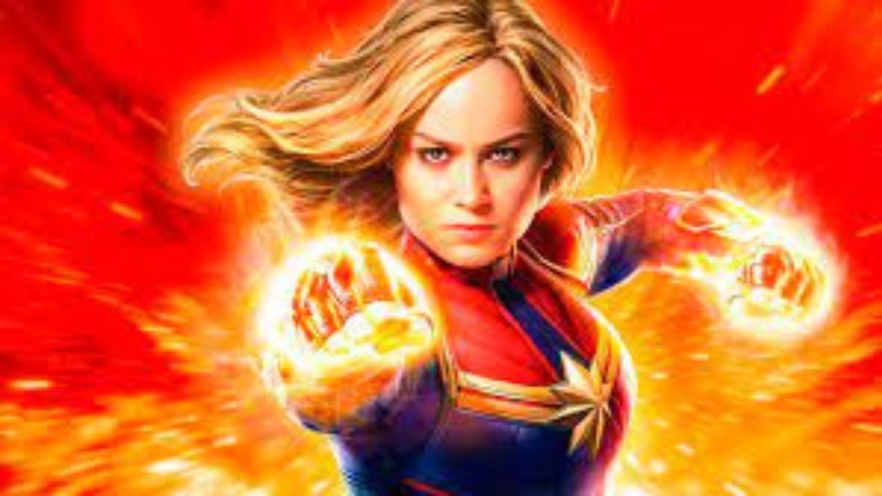 Una IA recreó a Capitana Marvel como una mujer de 80 años.