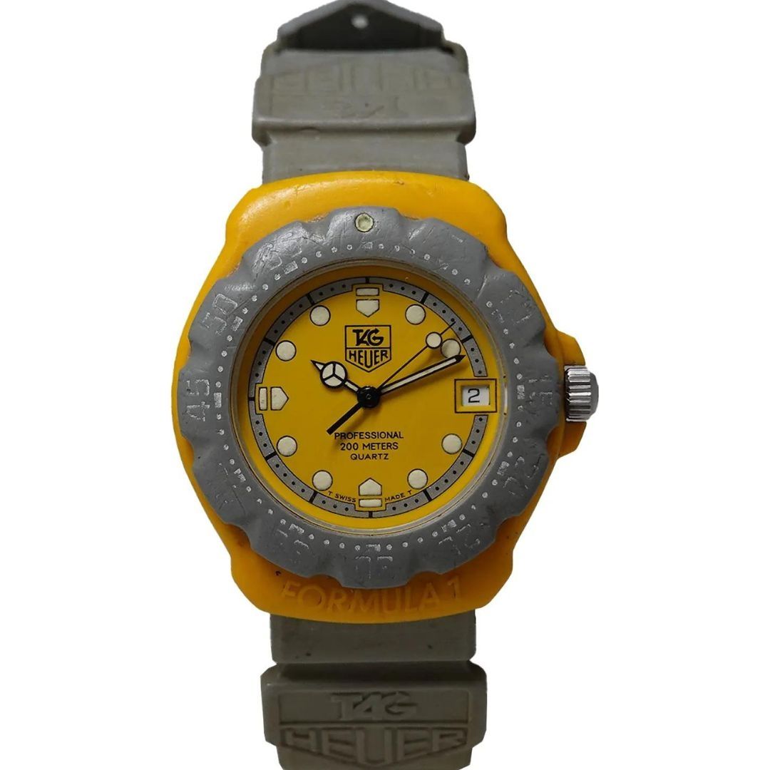 En 1986 se lanzó al mercado mundial el reloj de la marca TAG Heuer Fórmula 1.
