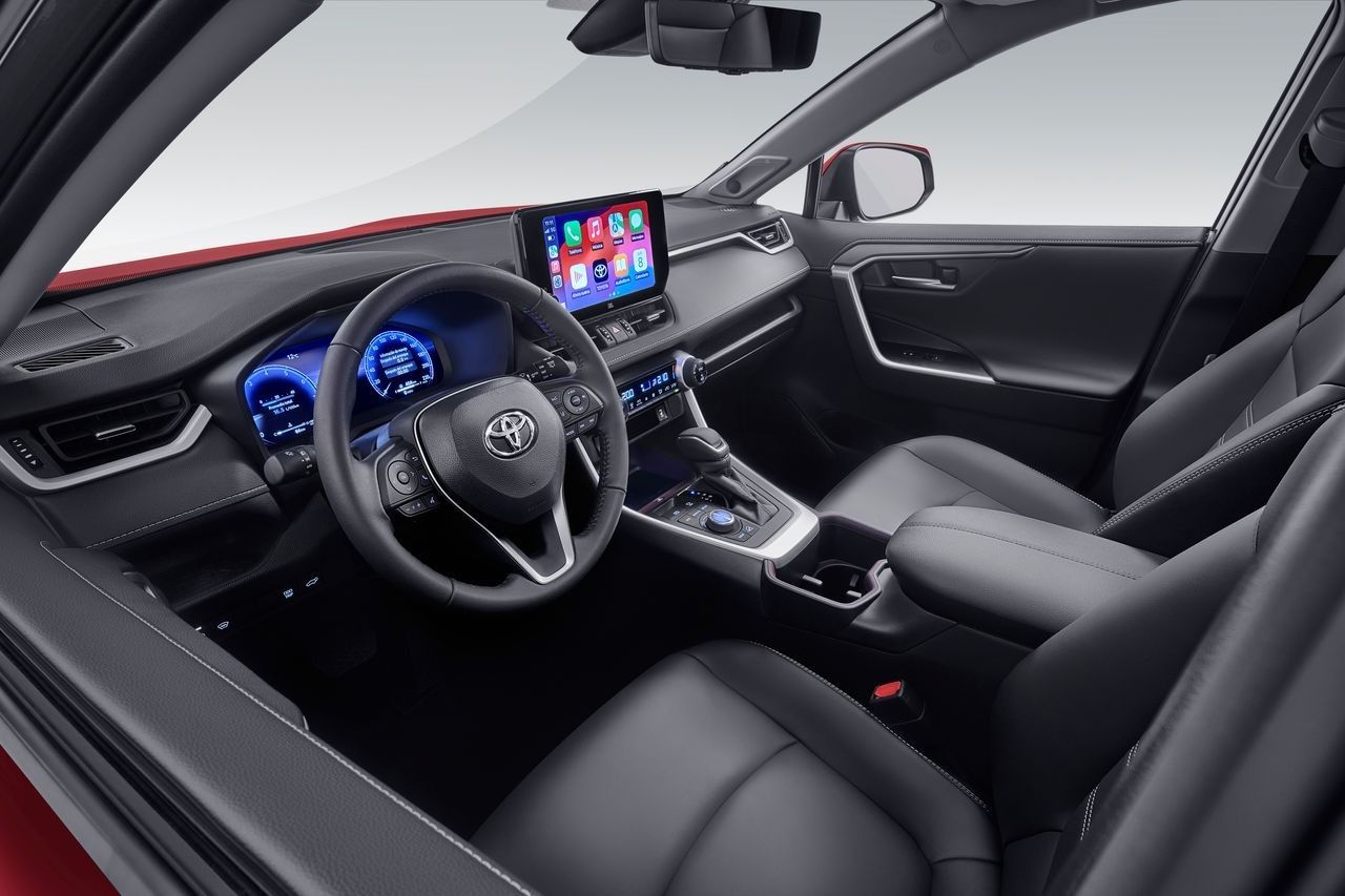Toyota RAV4 2025 llega a México: versiones, precios y características