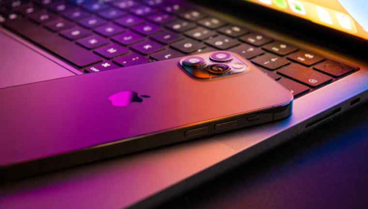 Apple reconoce a sus empleados más antiguos con este increíble premio