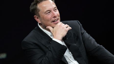 Elon Musk es uno de los empresarios más ricos del mundo.