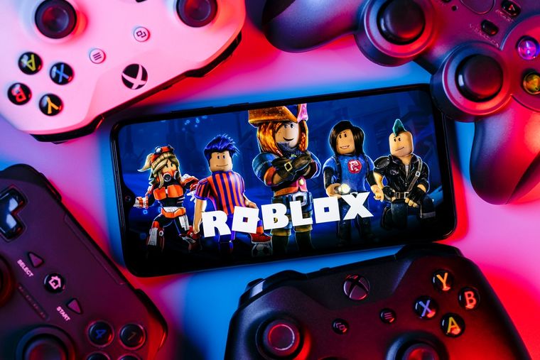Roblox Plus suma descuentos y ventajas dentro de la suscripción para mejorar la experiencia en Roblox. Roblox Plus suma descuentos y ventajas dentro de la suscripción para mejorar la experiencia en Roblox.