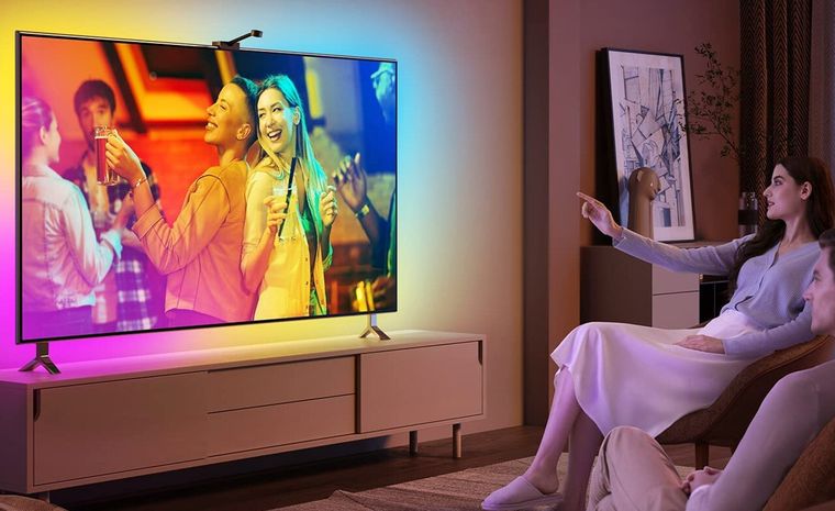 Philips The One 65PUS8919 , un Smart TV con tecnología 4K y Ambilight que actualmente se encuentra con un descuento del 32%, quedándose en 749,99 € .
