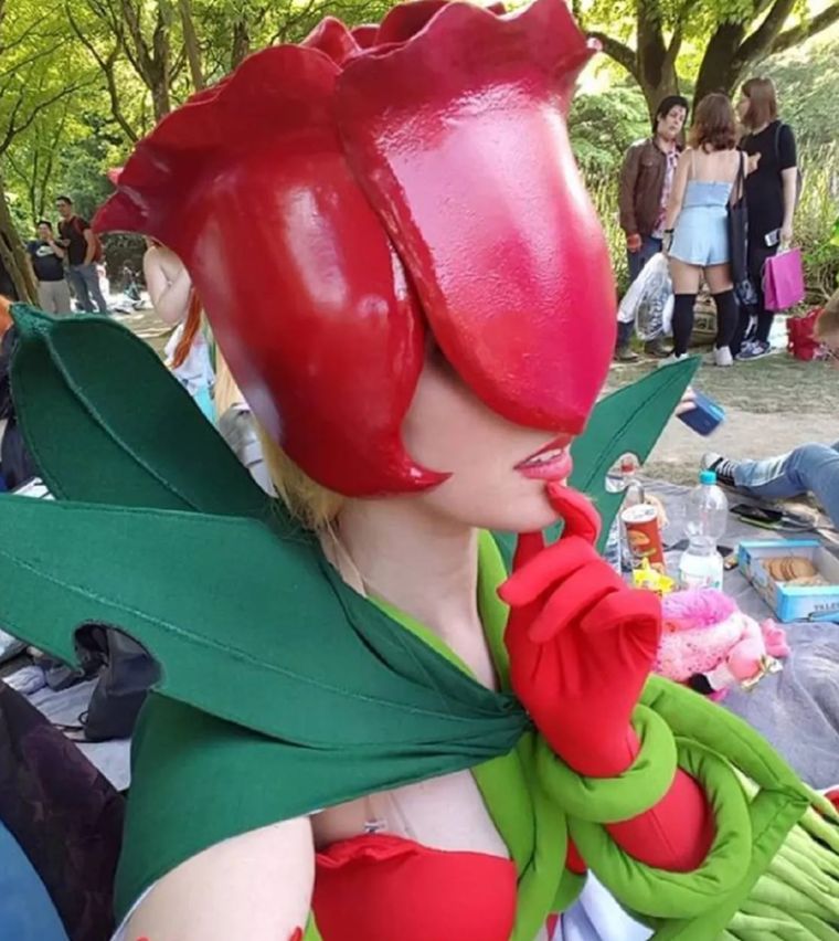 La cosplayer shiru_sama sorprendió a sus seguidores con una caracterización de Rosemon que destaca por su fidelidad estética y sensualidad. La cosplayer shiru_sama sorprendió a sus seguidores con una caracterización de Rosemon que destaca por su fidelidad estética y sensualidad.