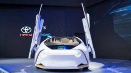 Toyota LQ: el auto eléctrico del futuro