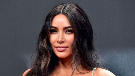 ¡Consigue el autobronceador que usa Kim Kardashian!