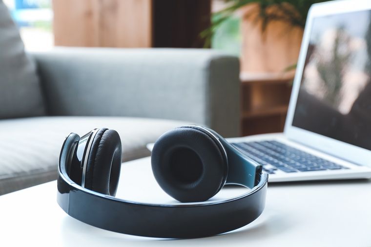 Walmart nos ofrece 3 auriculares con cancelación de ruido a un precio casi regalado