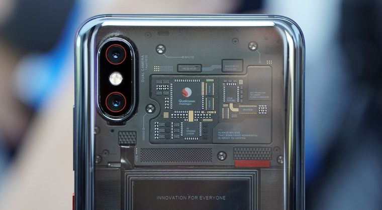 Desde 2018, Xiaomi se destacó por ofrecer smartphones con diseño transparente. Desde 2018, Xiaomi se destacó por ofrecer smartphones con diseño transparente.