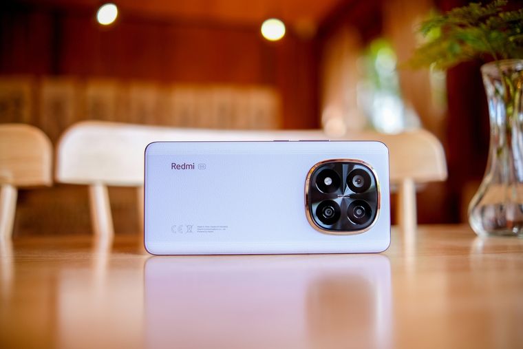 El Redmi Note 14 Pro+ 5G es uno de los favoritos de Xiaomi por su excelente balance de precio y rendimiento. El Redmi Note 14 Pro+ 5G es uno de los favoritos de Xiaomi por su excelente balance de precio y rendimiento.