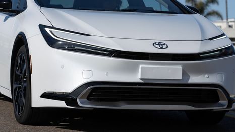 Toyota Prius 2025: precios, versiones y más