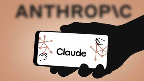 Cursos de Claude con certificación oficial y acceso libre desde la plataforma de Anthropic.