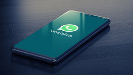 no interrumpas la cena: responde a todos los whatsapp de ano nuevo sin tocar el telefono