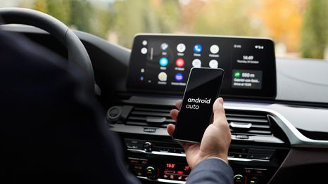 Google revoluciona Android Auto: ahora podrás escuchar videos en tu vehículo