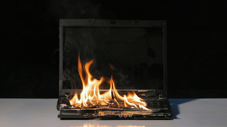 Cuida de tu computadora en verano para evitar que se sobrecaliente