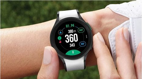 Walmart, Amazon y Best Buy se pelea por quien ofrece el mejor precio en este reloj de Samsung.