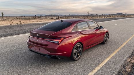 Hyundai Elantra 2021