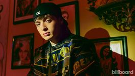 Peso Pluma y su nuevo cambio de look