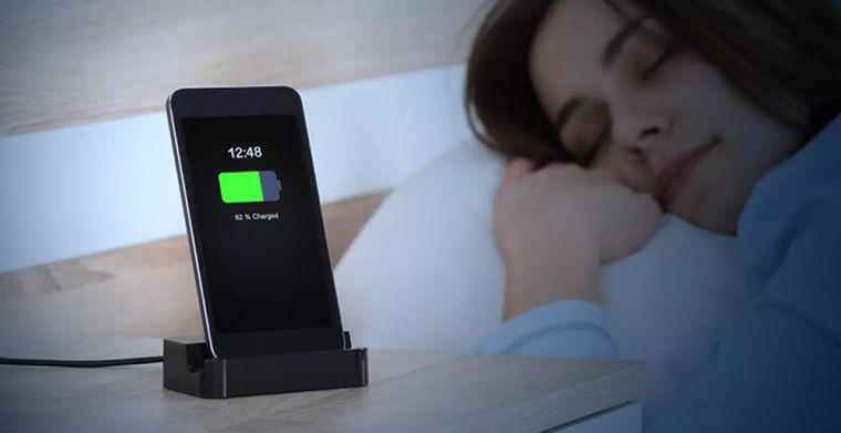 ¿Es malo cargar el celular durante la noche? ¿Es malo cargar el celular durante la noche?