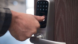 Cerraduras con huellas digitales para hogares inteligentes