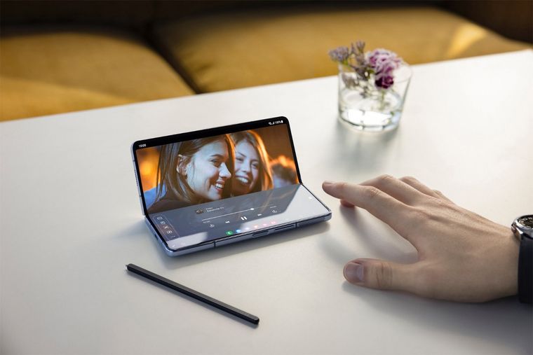 Samsung prepara mejoras en las pantallas del Galaxy Z Fold 6 Special Edition.