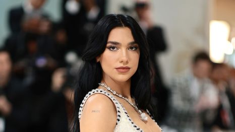 Dua Lipa sorprende con un misterioso mensaje en sus redes sociales