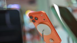 El iPhone 17 Pro en Deep Blue es uno de los modelos que más rápido se rayan.