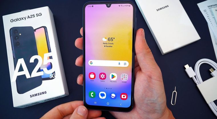 Uno de los mayores atractivos de este Samsung Galaxy A25 5G es su sistema de triple cámara , donde destaca su sensor principal de 50 MP Uno de los mayores atractivos de este Samsung Galaxy A25 5G es su sistema de triple cámara , donde destaca su sensor principal de 50 MP