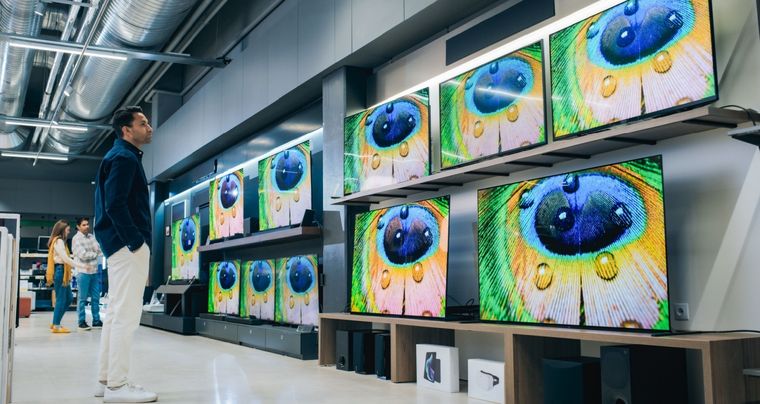 La gran batalla de los Smart TV 4K en Walmart: ¿Hisense o TCL?
