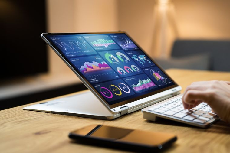 Todo lo que debe tener un portátil convertible: claves para elegir el mejor 2 en 1