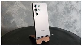 El Samsung Galaxy S26 Ultra podría contar con una cámara delantera oculta bajo la pantalla.