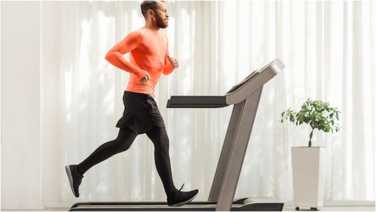 Walmart ofrece la cinta caminadora a más del 50% de descuento. Todos los detalles de la oferta, a continuación.