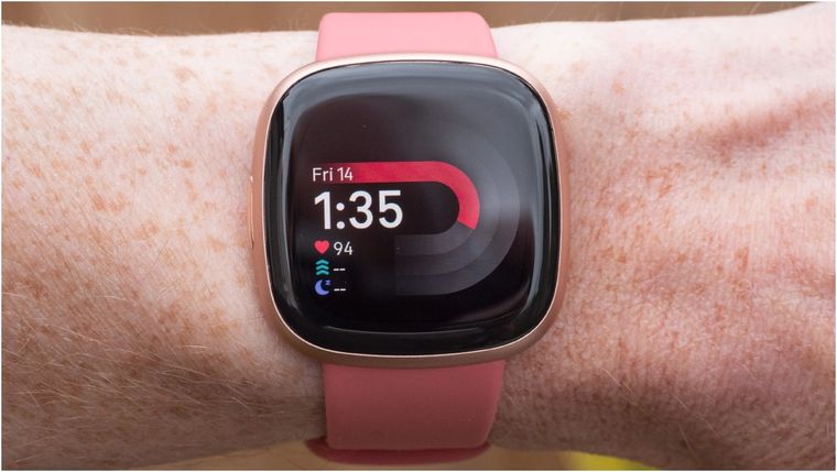 Fitbit ofrece siempre lo mejor cuando hablamos de un reloj inteligente.