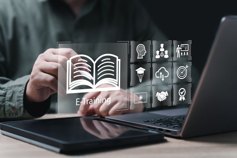 Los mejores cursos gratuitos para aprender inteligencia artificial y potenciar tu carrera en 2024.