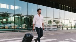 Amazon rebaja su maleta más vendida