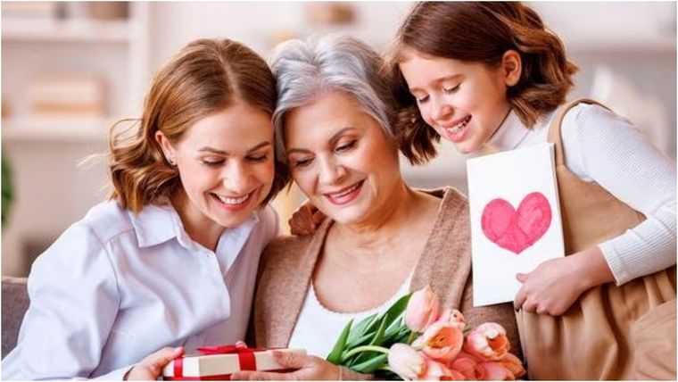 Aunque siempre queremos darle lo mejor a mamá, a veces nuestras posibilidades de gastar son limitadas.