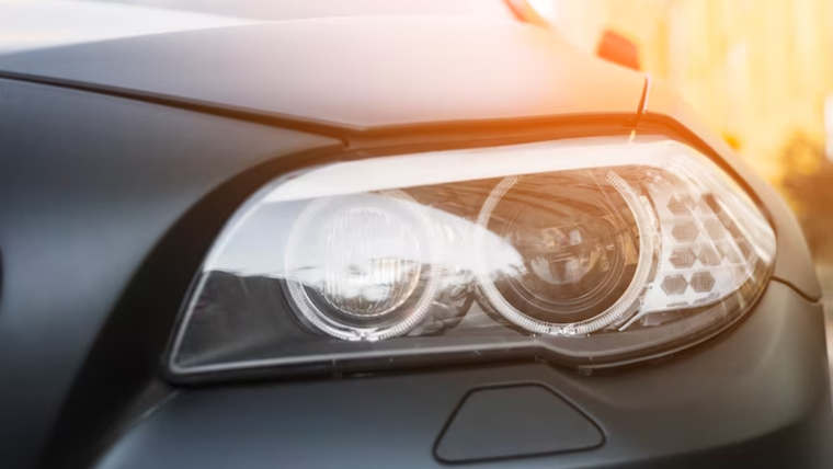 Este SUV es un todoterreno de Toyota