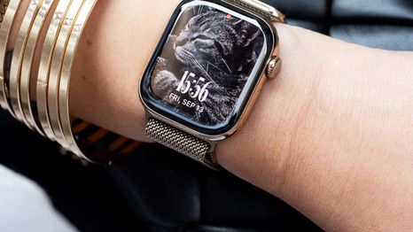 Amazon revienta el precio del Apple Watch más completo por el Día de la Madre: casi 100€ de descuento