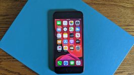 apple esta trabajando en un telefono barato y con conectividad 5g