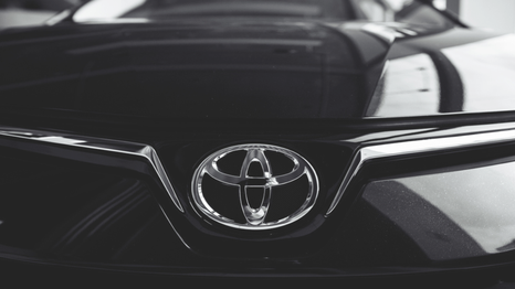 Toyota se lanza con una nueva pick up