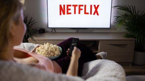Adiós Netflix: te presentamos 2 alternativas a Netflix con más de 100 canales gratis
