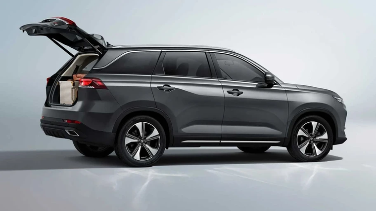 La CS75 Pro incorpora un motor 1.5L turbo de cuatro cilindros con 185 hp La CS75 Pro incorpora un motor 1.5L turbo de cuatro cilindros con 185 hp