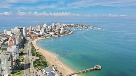 Playas y destinos soñados sugeridos por ChatGPT como los favoritos