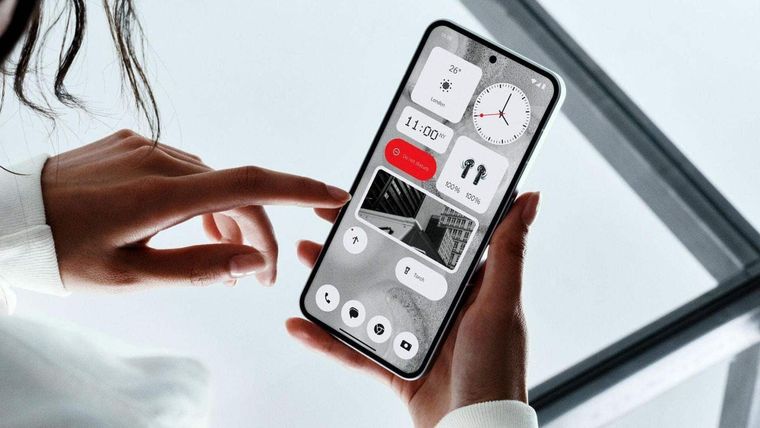Nothing da un paso hacia la transparencia: los usuarios podrán eliminar parte del bloatware en sus teléfonos con la nueva actualización.