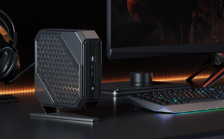 Para volver con todo al cole: Amazon revienta el precio de esta mini PC premium de 32 GB de RAM