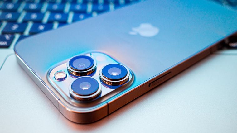 iOS 16