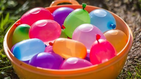 Dile adiós a los globos de agua tradicionales con estos globos ecológicos