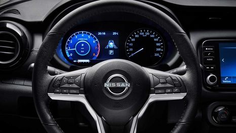 Nissan Versa Sedán con problemas en Airbag