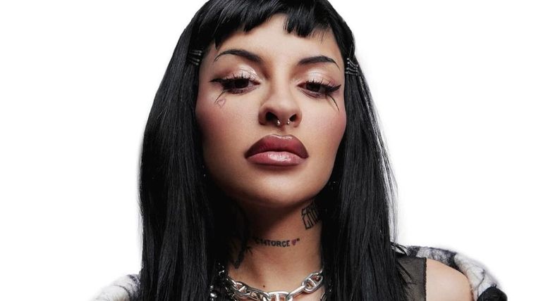 Cazzu expresó su situación actual tras las polémica separación y su relación con las redes sociales