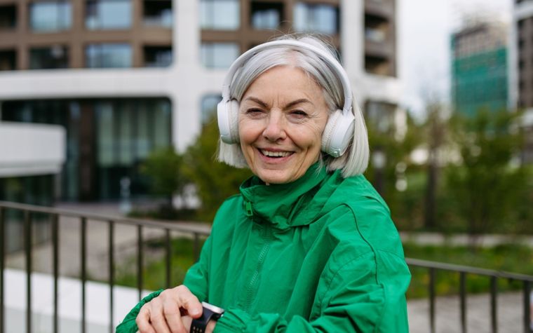 Smartwatch para seniors: ¿cuál monitoriza mejor tu salud?